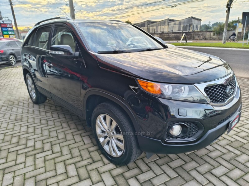 SORENTO 3.5 S.558 V6 4X2 24V GASOLINA 4P AUTOMÁTICO - 2011 - NOVO HAMBURGO