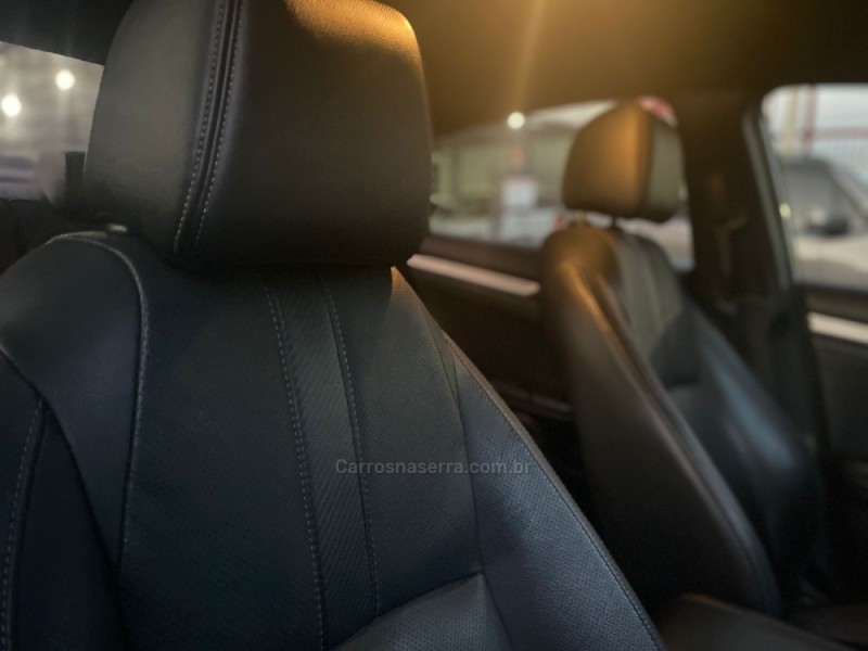 CIVIC 2.0 16V FLEXONE EXL 4P CVT - 2017 - CAMPO BOM