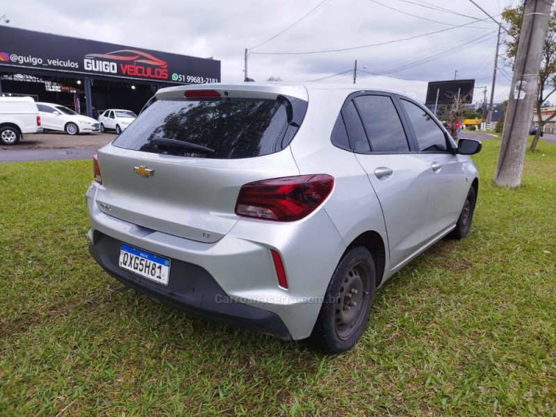 ONIX 1.0 LT 12V FLEX 4P MANUAL - 2020 - NOVO HAMBURGO