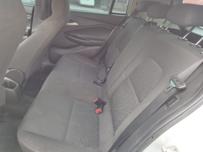 ONIX 1.0 LT 12V FLEX 4P MANUAL - 2020 - NOVO HAMBURGO