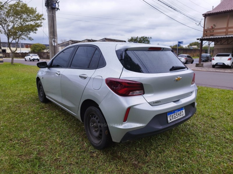 ONIX 1.0 LT 12V FLEX 4P MANUAL - 2020 - NOVO HAMBURGO