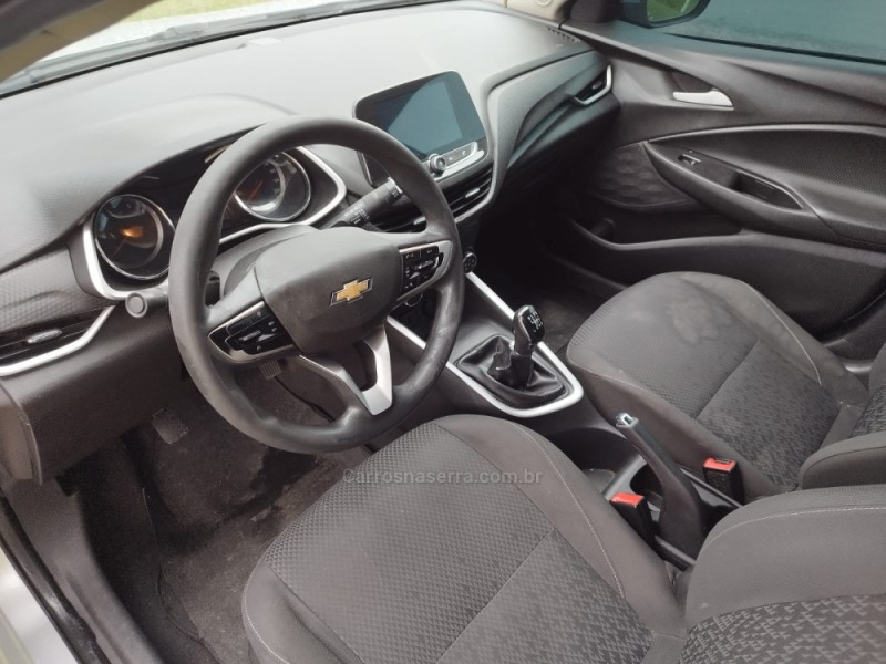 ONIX 1.0 LT 12V FLEX 4P MANUAL - 2020 - NOVO HAMBURGO