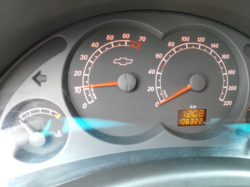 CORSA 1.4 MPFI MAXX 8V FLEX 4P MANUAL - 2011 - CAXIAS DO SUL