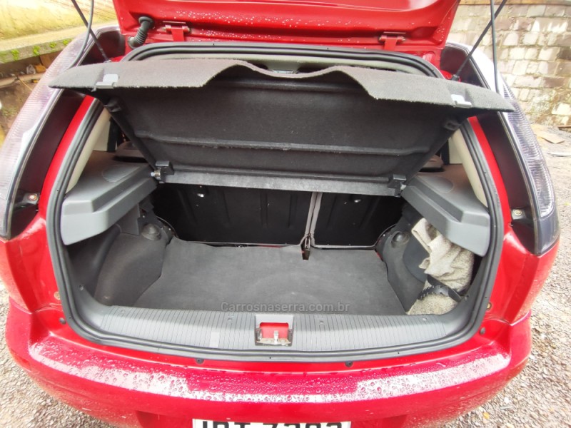 CORSA 1.4 MPFI MAXX 8V FLEX 4P MANUAL - 2011 - CAXIAS DO SUL