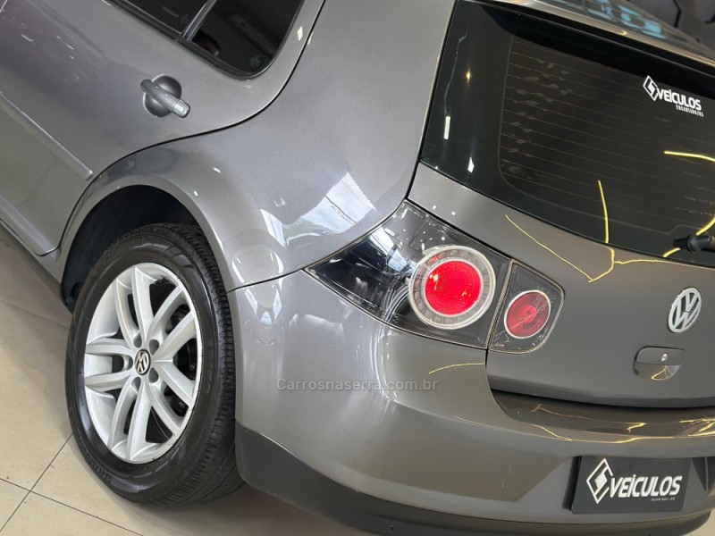 GOLF 1.6 8V GASOLINA 4P MANUAL - 2011 - ENCANTADO
