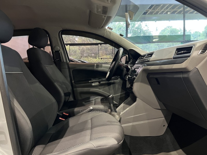 VOYAGE 1.0 12V MPI TOTALFLEX COMFORTLINE 4P MANUAL - 2017 - CAXIAS DO SUL