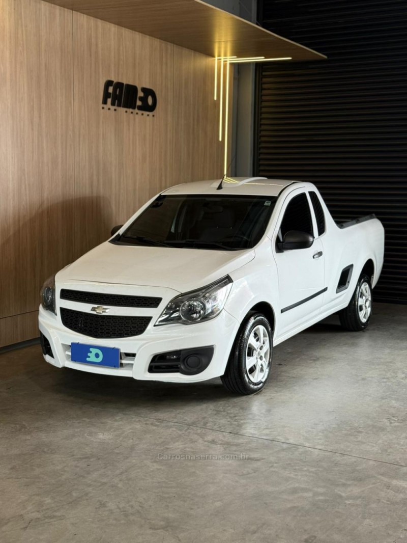 MONTANA 1.4 MPFI LS CS 8V FLEX 2P MANUAL - 2013 - LAJEADO