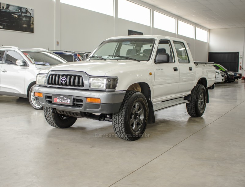 hilux 3.0 dx 4x2 cd 16v diesel 4p manual 2003 novo hamburgo