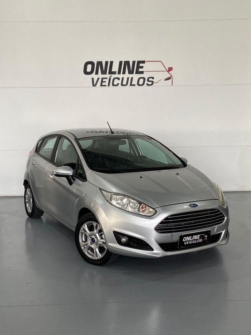 FIESTA 1.6 SE HATCH 16V FLEX 4P AUTOMÁTICO - 2015 - FARROUPILHA