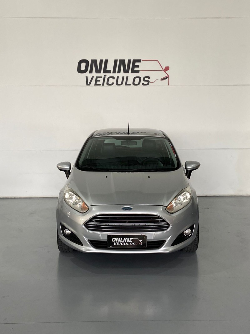 FIESTA 1.6 SE HATCH 16V FLEX 4P AUTOMÁTICO - 2015 - FARROUPILHA