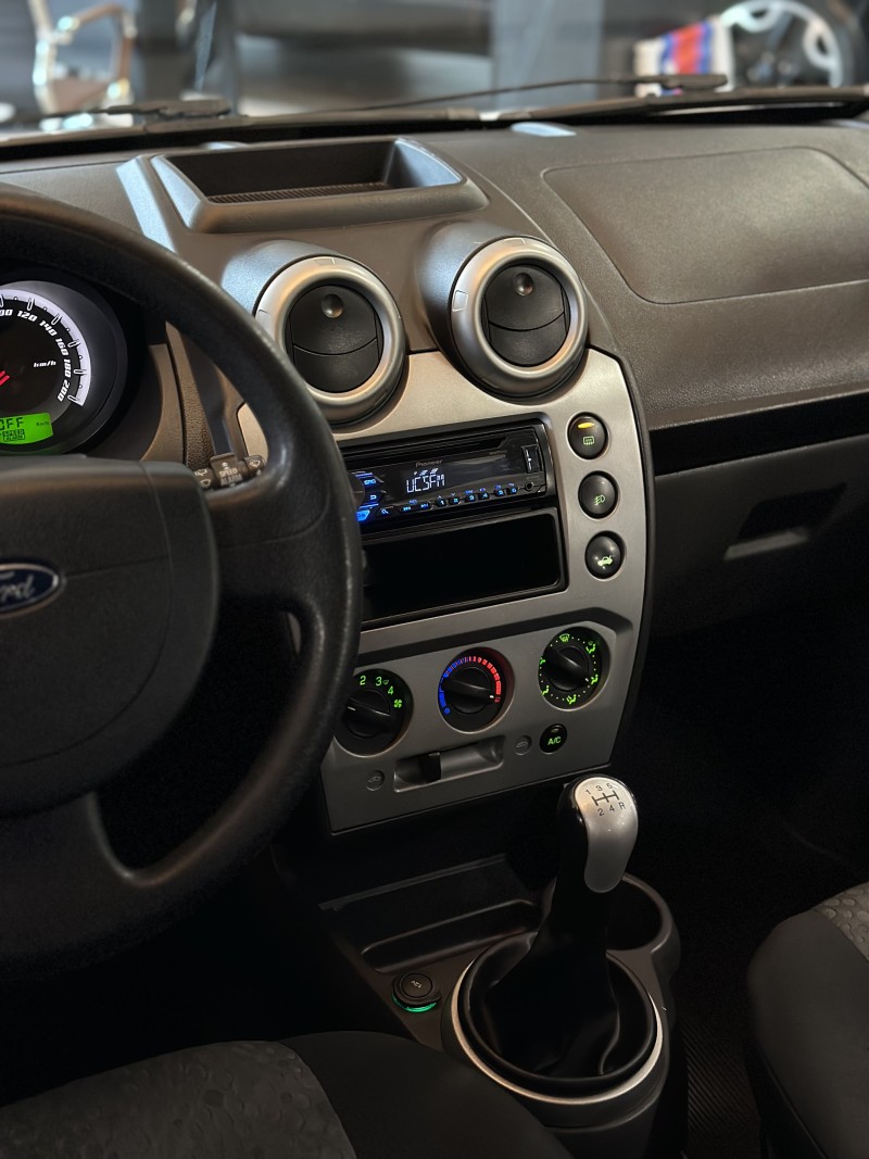 FIESTA 1.6 MPI CLASS HATCH 8V FLEX 4P MANUAL - 2013 - CAXIAS DO SUL
