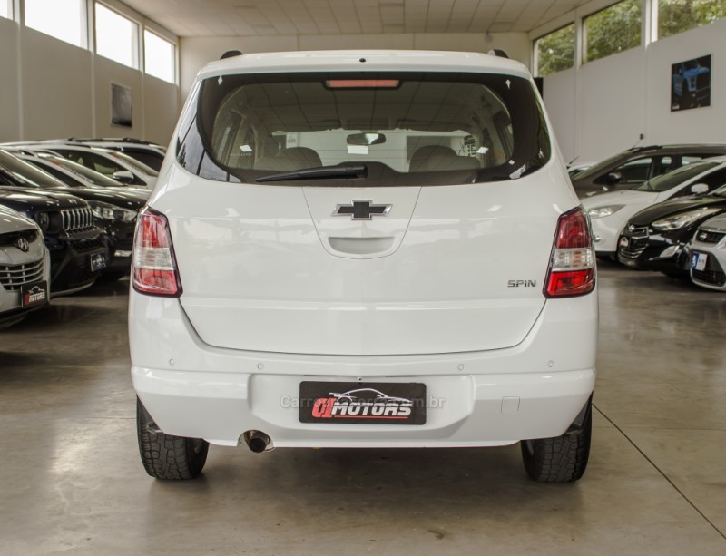SPIN 1.8 LT 8V FLEX 4P MANUAL - 2014 - NOVO HAMBURGO