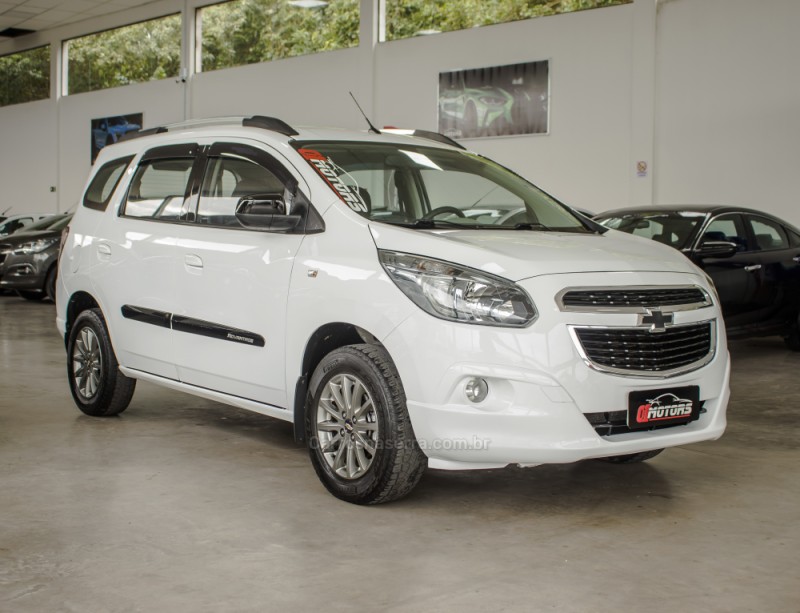 SPIN 1.8 LT 8V FLEX 4P MANUAL - 2014 - NOVO HAMBURGO