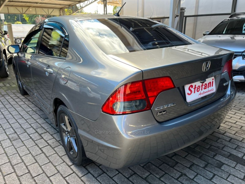 CIVIC 1.8 LXS 16V FLEX 4P MANUAL - 2008 - FELIZ