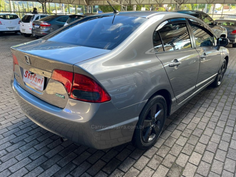 CIVIC 1.8 LXS 16V FLEX 4P MANUAL - 2008 - FELIZ