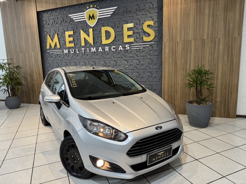 fiesta 1.6 se hatch 16v flex 4p automatico 2016 novo hamburgo