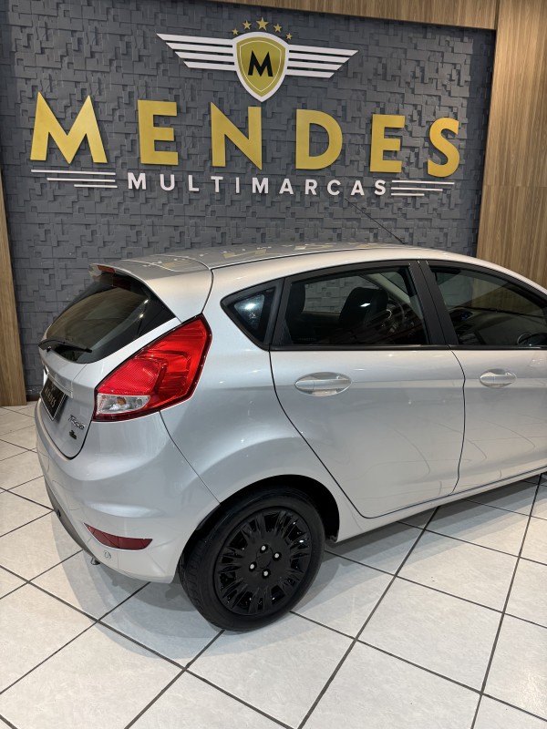 FIESTA 1.6 SE HATCH 16V FLEX 4P AUTOMÁTICO - 2016 - NOVO HAMBURGO