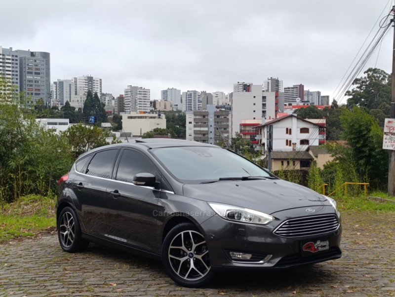 FOCUS 2.0 TITANIUM PLUS HATCH 16V FLEX 4P AUTO - 2016 - CAXIAS DO SUL