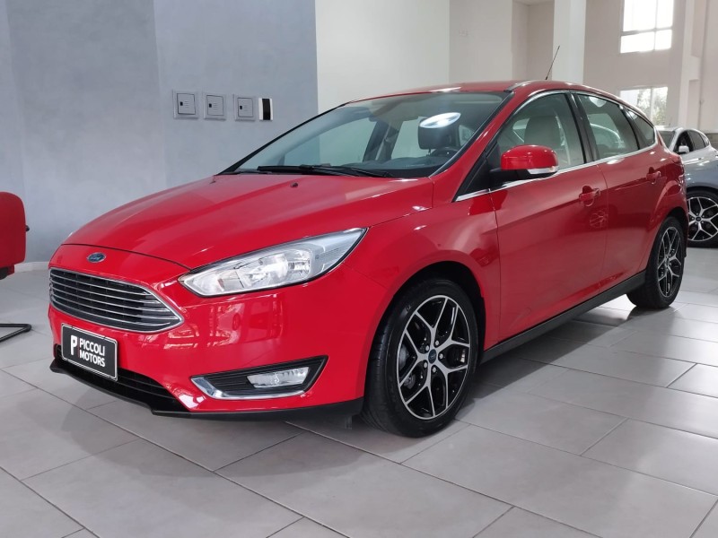 focus 2.0 titanium hatch 16v flex 4p automatico 2016 caxias do sul
