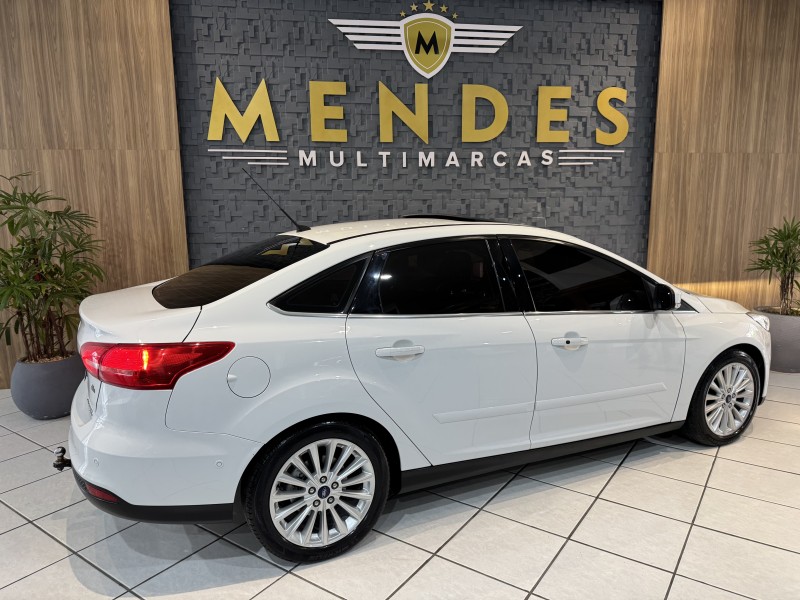 FOCUS 2.0 TITANIUM SEDAN 16V FLEX 4P AUTOMÁTICO - 2016 - NOVO HAMBURGO