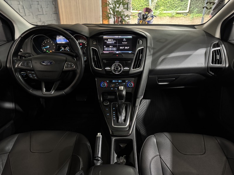 FOCUS 2.0 TITANIUM SEDAN 16V FLEX 4P AUTOMÁTICO - 2016 - NOVO HAMBURGO