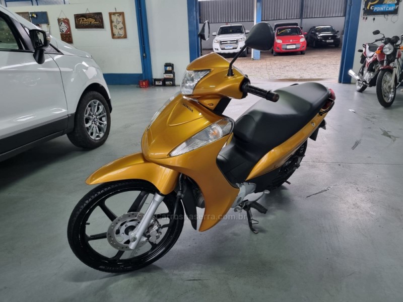 BIZ 125 EX - 2011 - VACARIA