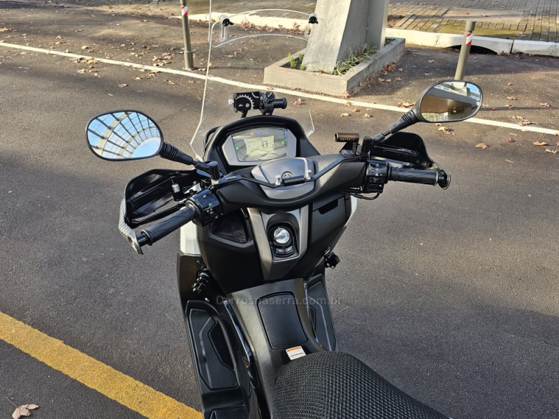 NMAX 160 ABS  - 2022 - CAMPO BOM