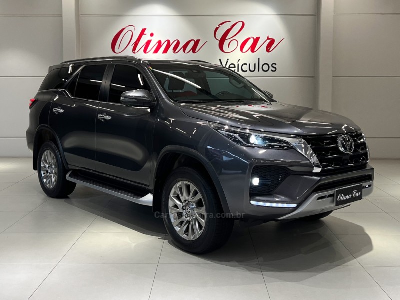 HILUX SW4 2.8 SRX 4X4 7 LUGARES 16V TURBO INTERCOOLER DIESEL 4P AUTOMÁTICO - 2021 - FLORES DA CUNHA