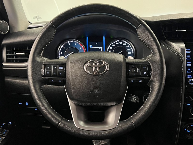 HILUX SW4 2.8 SRX 4X4 7 LUGARES 16V TURBO INTERCOOLER DIESEL 4P AUTOMÁTICO - 2021 - FLORES DA CUNHA