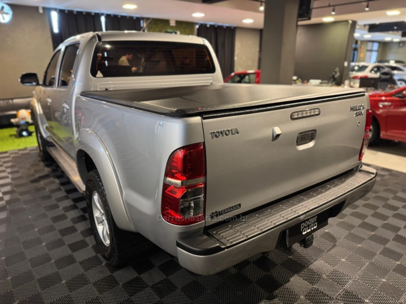 HILUX 2.7 SRV 4X4 CD 16V FLEX 4P AUTOMÁTICO - 2013 - FARROUPILHA