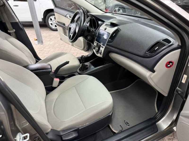 CERATO 1.6 EX SEDAN 16V GASOLINA 4P MANUAL - 2010 - CAXIAS DO SUL