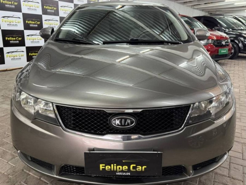 CERATO 1.6 EX SEDAN 16V GASOLINA 4P MANUAL - 2010 - CAXIAS DO SUL