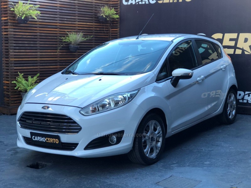 FIESTA 1.6 SE HATCH 16V FLEX 4P MANUAL - 2015 - NOVO HAMBURGO