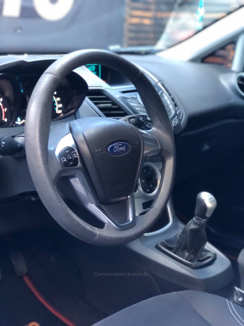 FIESTA 1.6 SE HATCH 16V FLEX 4P MANUAL - 2015 - NOVO HAMBURGO