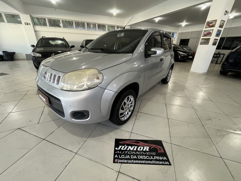 UNO 1.0 EVO VIVACE 8V FLEX 4P MANUAL