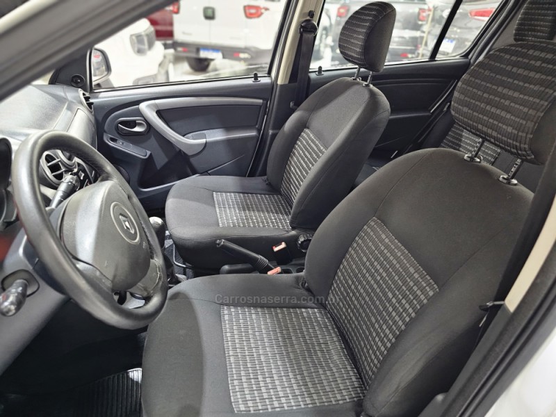 SANDERO 1.6 EXPRESSION 8V FLEX 4P MANUAL - 2014 - SAPUCAIA DO SUL
