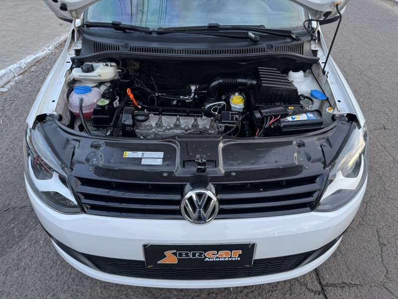 FOX 1.6 MI 8V FLEX 4P MANUAL - 2013 - DOIS IRMãOS