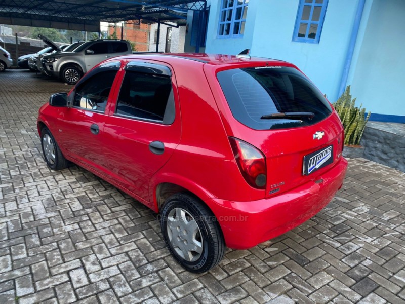 CELTA 1.0 MPFI LS 8V FLEX 4P MANUAL - 2012 - CANELA