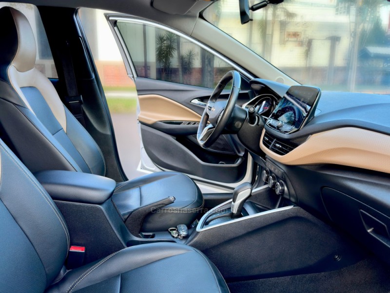 ONIX 1.0	PREMIER PLUS 12V TURBO FLEX 4P AUTOMÁTICO - 2023 - NOVO HAMBURGO