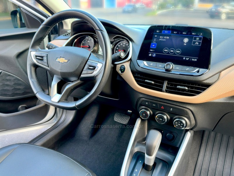 ONIX 1.0	PREMIER PLUS 12V TURBO FLEX 4P AUTOMÁTICO - 2023 - NOVO HAMBURGO