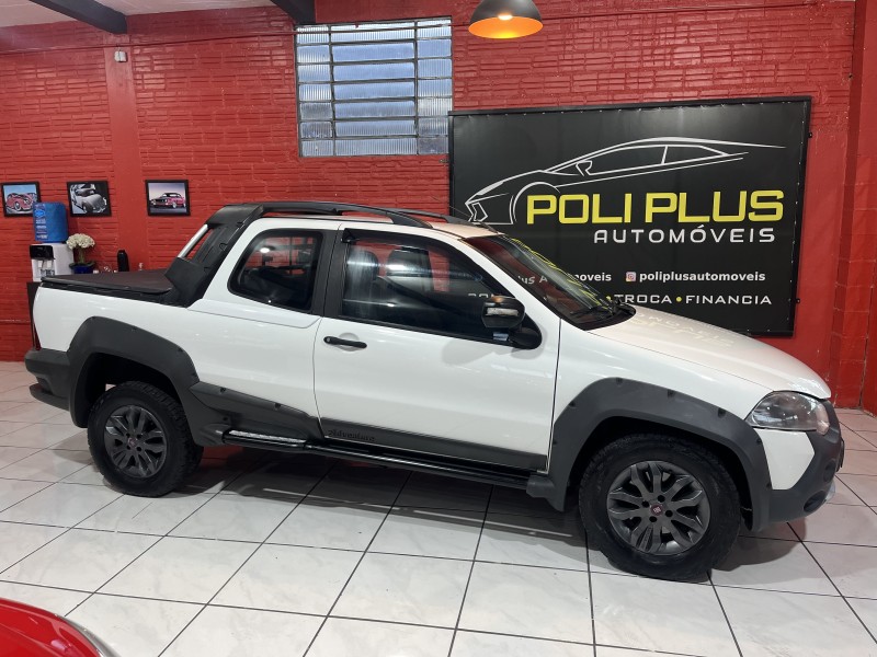 STRADA 1.8 MPI ADVENTURE LOCKER CD 16V FLEX 2P MANUAL - 2013 - CAXIAS DO SUL