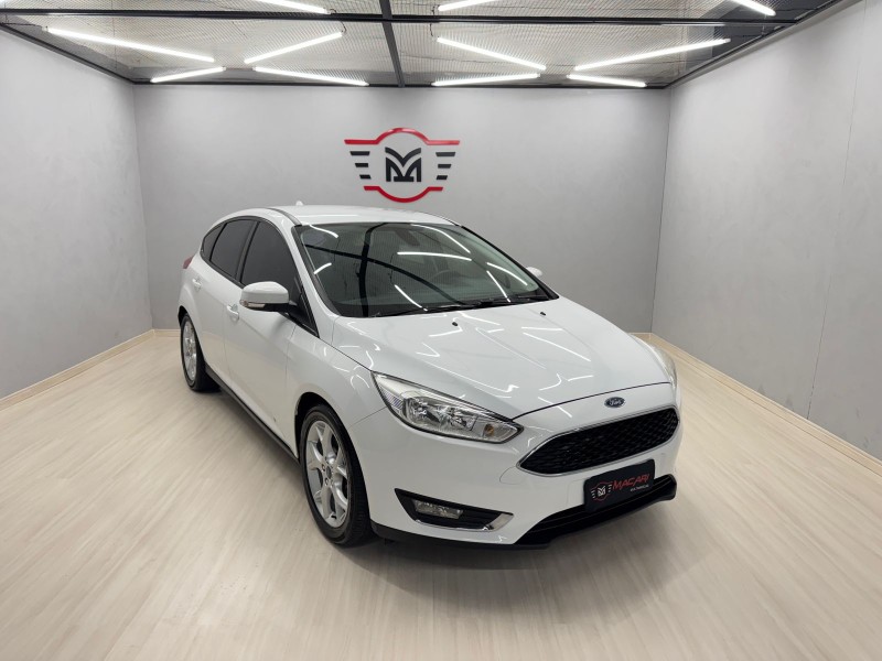 focus 2.0 se plus 16v flex 4p automatico 2016 caxias do sul