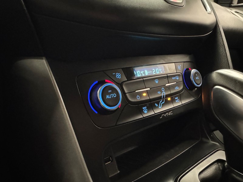 FOCUS 2.0 SE PLUS 16V FLEX 4P AUTOMÁTICO - 2016 - CAXIAS DO SUL