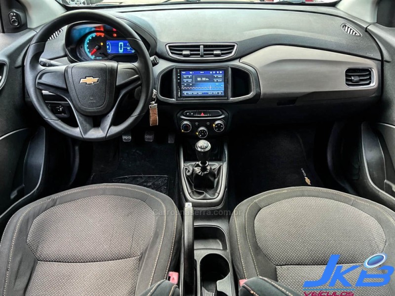 ONIX 1.0 LTZ 12V TURBO FLEX 4P MANUAL - 2013 - NOVO HAMBURGO