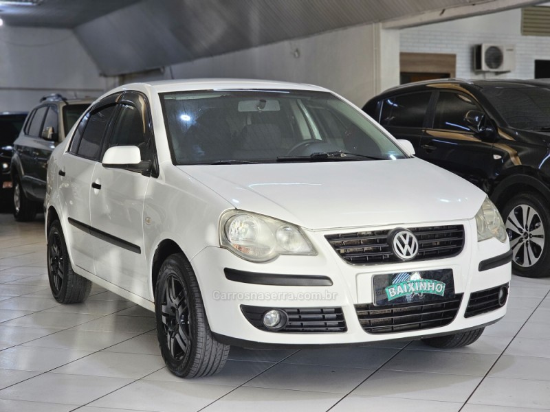 POLO SEDAN 1.6 MI 8V FLEX 4P MANUAL - 2009 - SAPUCAIA DO SUL