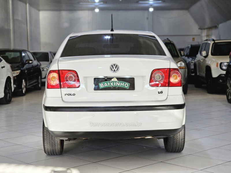 POLO SEDAN 1.6 MI 8V FLEX 4P MANUAL - 2009 - SAPUCAIA DO SUL