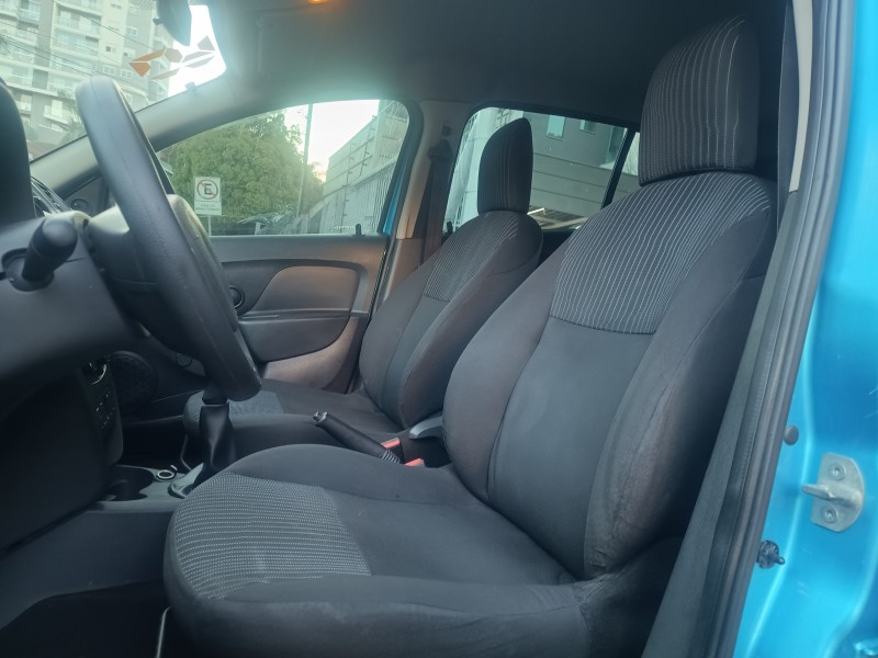 SANDERO 1.0 AUTHENTIQUE 8V FLEX 4P MANUAL - 2015 - CAXIAS DO SUL