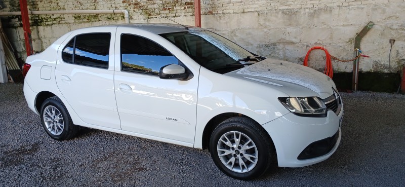 LOGAN 1.0 EXPRESSION 12V FLEX 4P MANUAL - 2020 - CAXIAS DO SUL