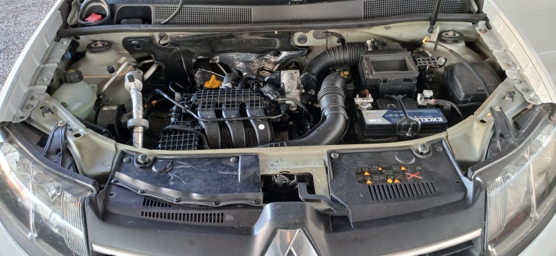 LOGAN 1.0 EXPRESSION 12V FLEX 4P MANUAL - 2020 - CAXIAS DO SUL
