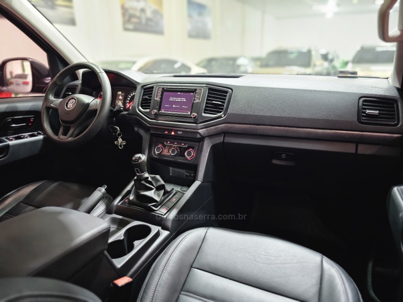 AMAROK 2.0 SE 4X4 CD 16V TURBO INTERCOOLER DIESEL 4P MANUAL - 2019 - SAPUCAIA DO SUL